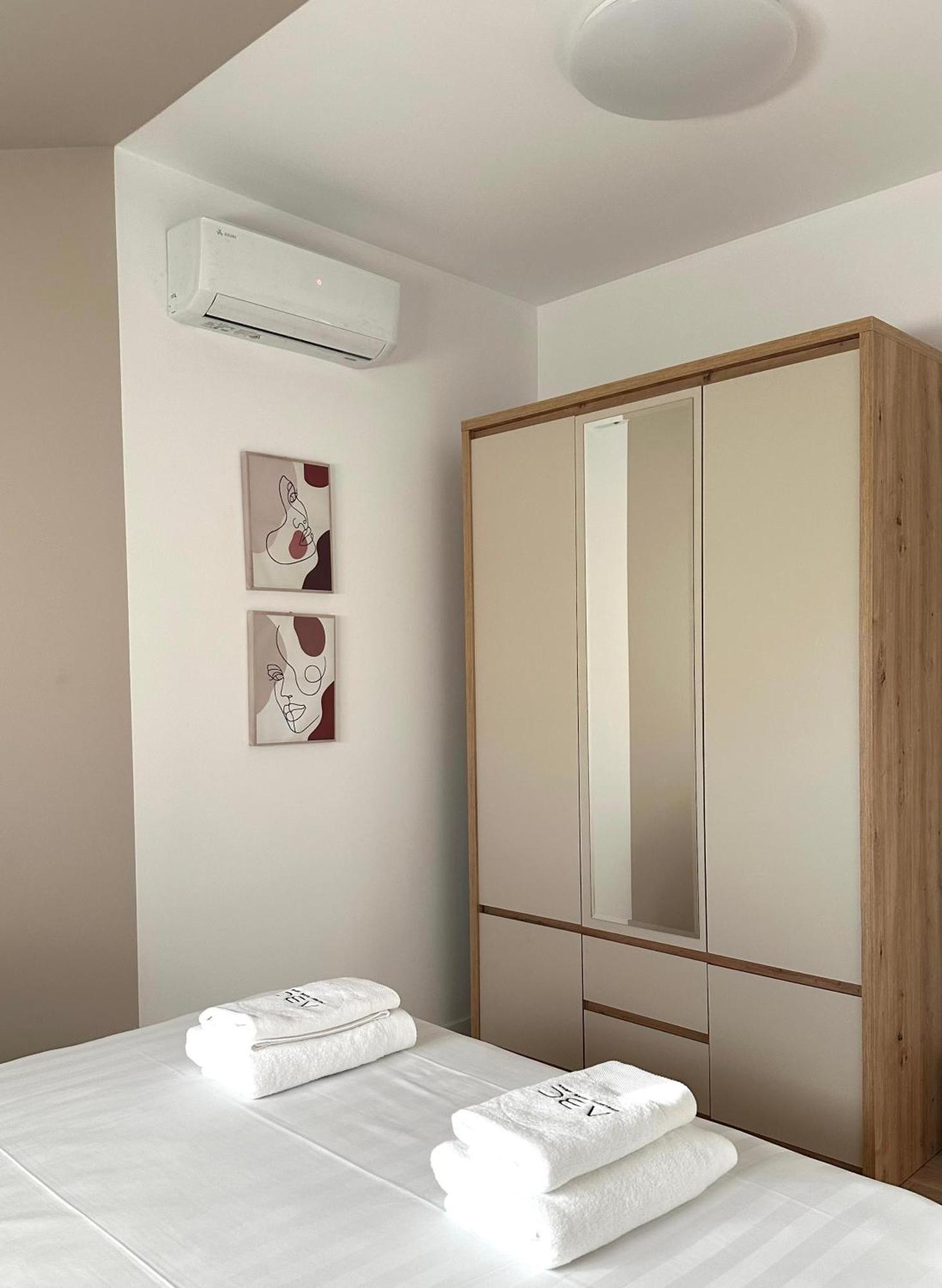 Abc Apartment Blloku Center Tiranë Eksteriør bilde