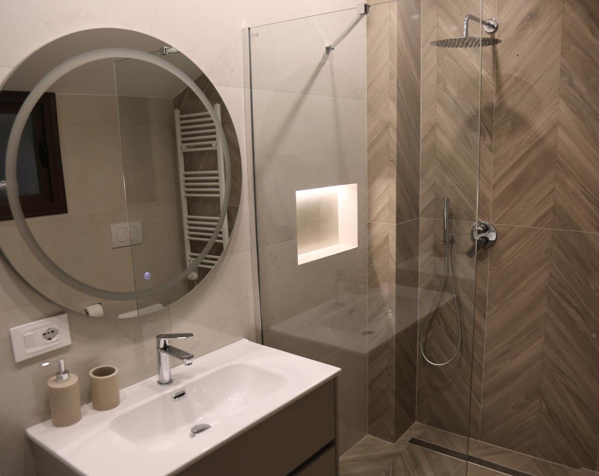 Abc Apartment Blloku Center Tiranë Eksteriør bilde